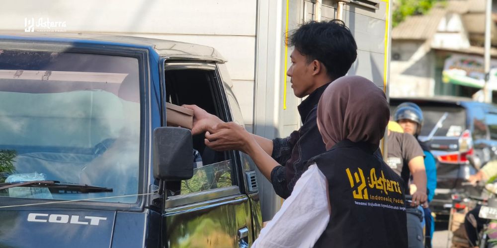 Dari Ojek Online hingga Pemulung, MBG Asterra Peduli Jangkau Warga Tegalyoso